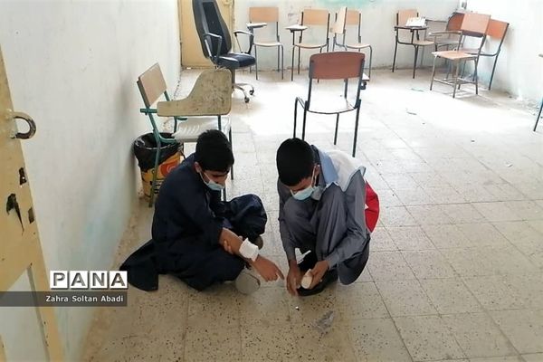 مانور سراسری زلزله در هنرستان خاتم الانبیا ایرانشهر