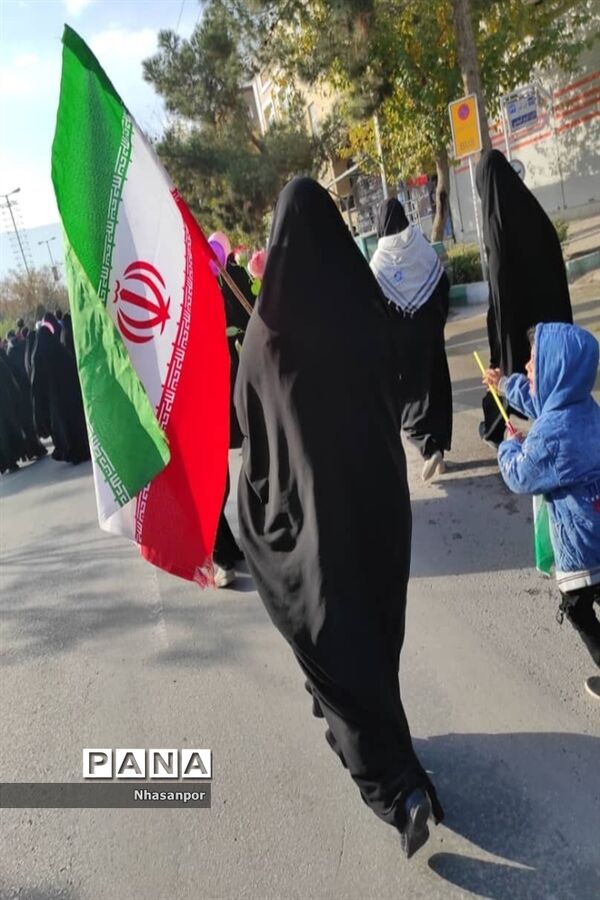 همایش بزرگ پیاده‌روی خانوادگی به‌مناسبت هفته بسیج در فلاوزجان