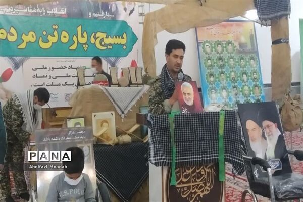 برگزاری بزرگترین گردهمایی بسیجیان روستای دهنو، خلیل‌آباد