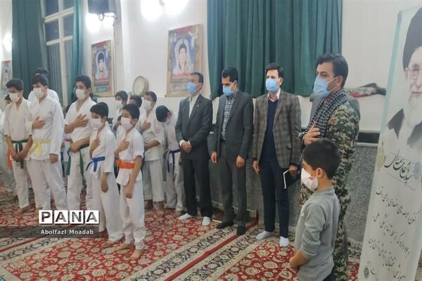 برگزاری بزرگترین گردهمایی بسیجیان روستای دهنو، خلیل‌آباد