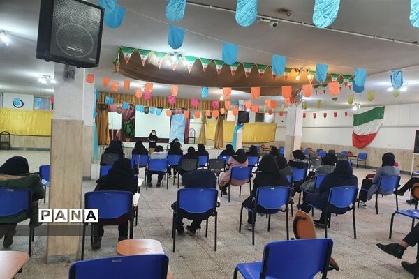 جلسات آموزشی مانور زلزله در مدارس قم