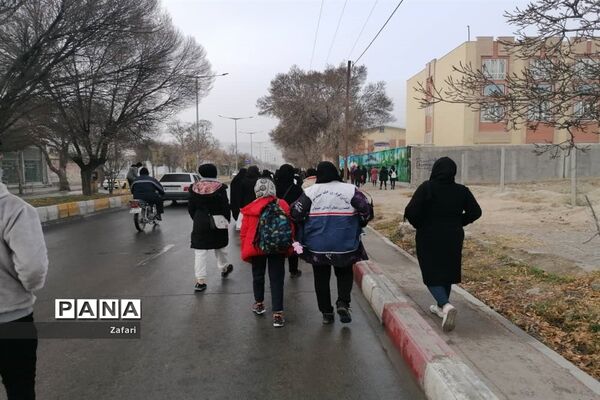 پیاده‌روی خانواده بسیجیان شیروان
