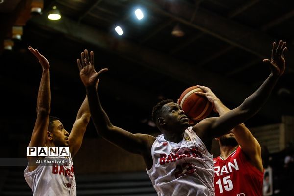 دیدار تیم‌های بسکتبال ایران و بحرین