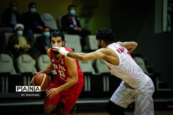 دیدار تیم‌های بسکتبال ایران و بحرین