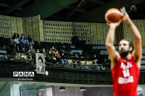 دیدار تیم‌های بسکتبال ایران و بحرین