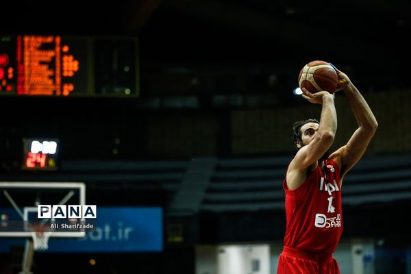 دیدار تیم‌های بسکتبال ایران و بحرین