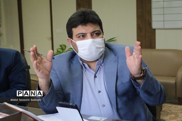 جلسه هم‌اندیشی طرح دانش‌آموز تراز انقلاب اسلامی در بوشهر