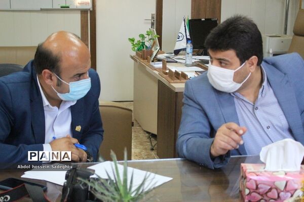 جلسه هم‌اندیشی طرح دانش‌آموز تراز انقلاب اسلامی در بوشهر