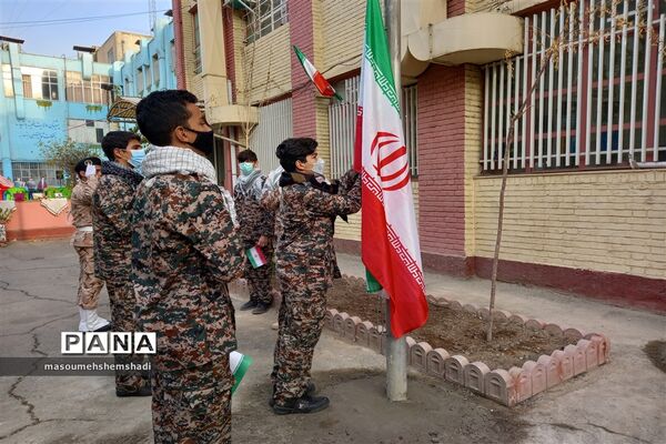 تجدید میثاق با آرمان‌های انقلاب و شهدا در منطقه 12