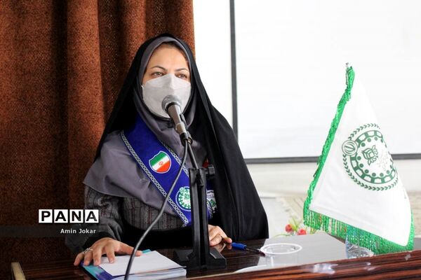 نشست توجیهی بازمهندسی تشکیلات پیشتازان سازمان دانش‌آموزی شهرستان داراب