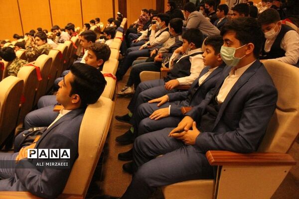 تجلیل از برترین‌های سرود دانش‌آموزی در قم