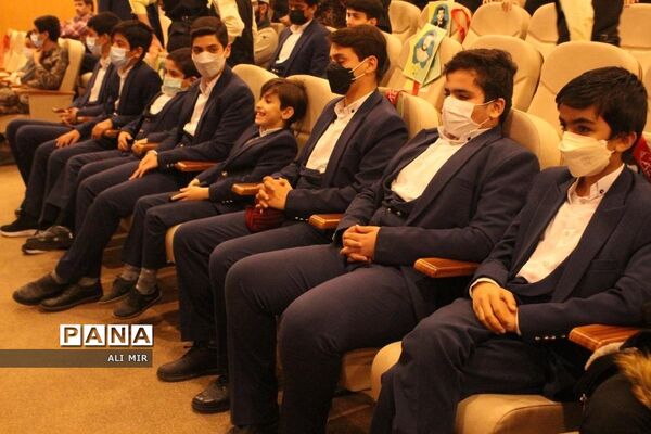 تجلیل از برترین‌های سرود دانش‌آموزی در قم