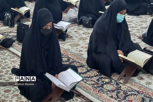 برگزاری محفل قرآنی، به مناسبت هشتاد و چهارمین سالگرد شهادت شهید مدرس(ره)
