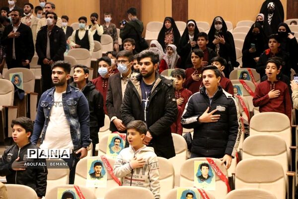 تجلیل از برترین‌های سرود دانش آموزی در قم-2
