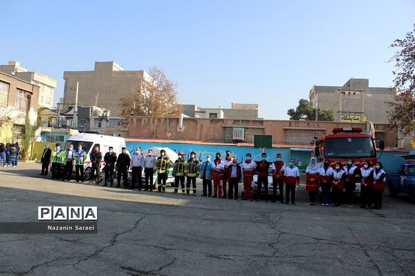 مانورآمادگی مقابله با زلزله درشهرستان اسلامشهر