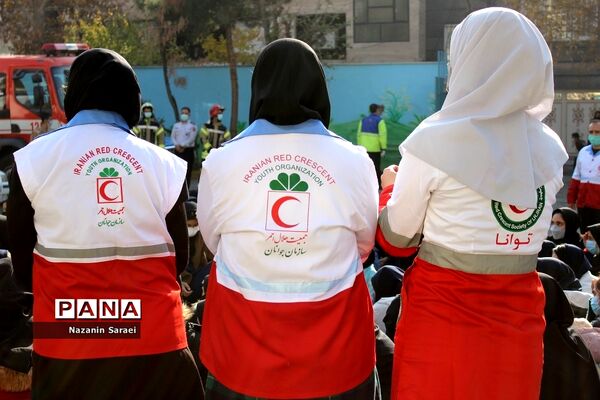مانورآمادگی مقابله با زلزله درشهرستان اسلامشهر