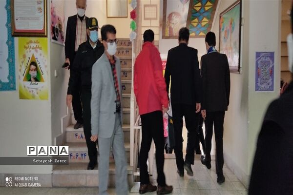 مانور زلزله در دبستان فرهنگ کاشمر
