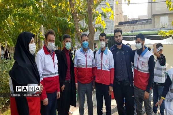 بیست و سومین مانور سراسری زلزله در دبستان جهاد منطقه ۱۷