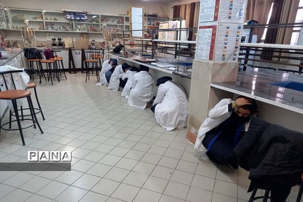 برگزاری مانور سراسری زلزله و ایمنی در البرز