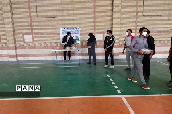 برگزاری مسابقات ورزشی دانش‌آموزان ویژه هفته بسیج در شهرستان حمیدیه