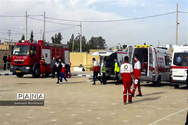 برگزاری مانور ایمنی در برابر زلزله، در مدارس شهرستان نی‌ریز