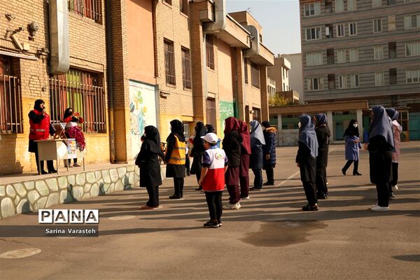 مانور سراسری زلزله در دبیرستان جانبازان منطقه ۱۴