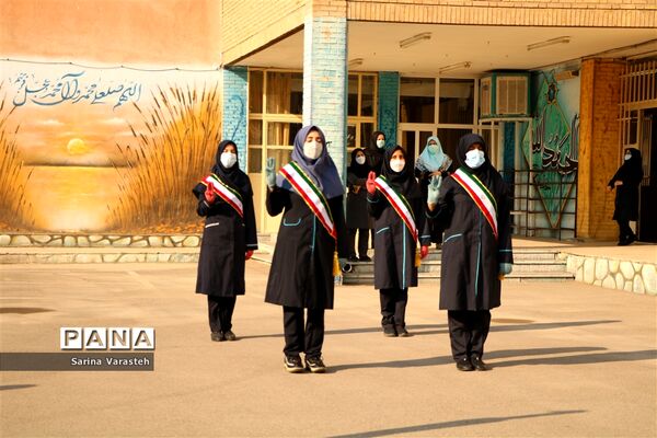 مانور سراسری زلزله در دبیرستان جانبازان منطقه ۱۴