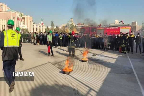 مانور سراسری زلزله و ایمنی در مدارس ناحیه۶ مشهد