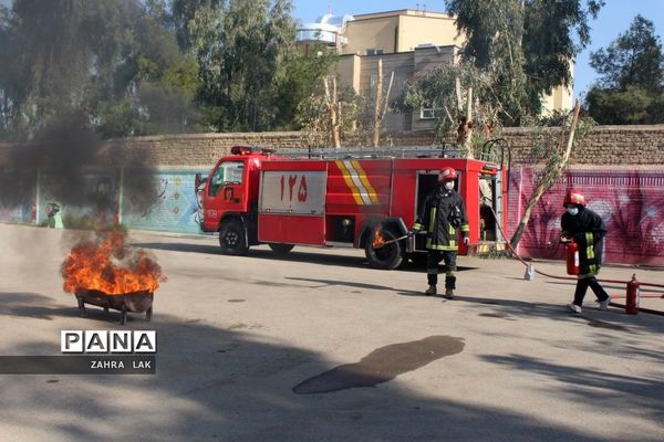 بیست و سومین مانور سراسری زلزله و ایمنی در قم