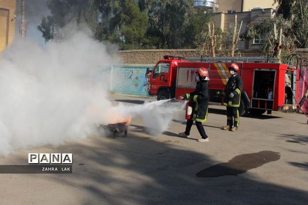 بیست و سومین مانور سراسری زلزله و ایمنی در قم