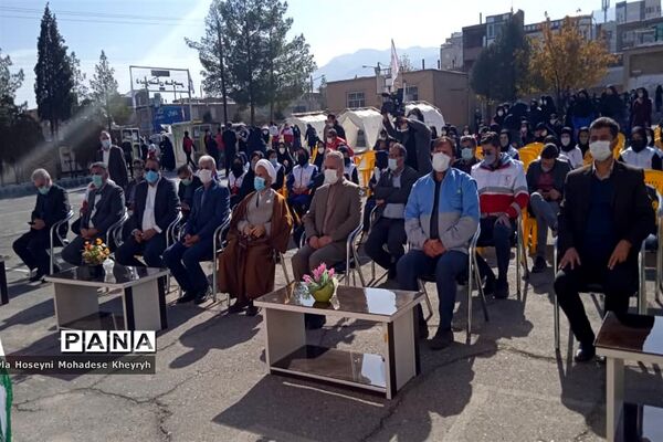 بیست و سومین مانور زلزله در دبیرستان دخترانه هاجر