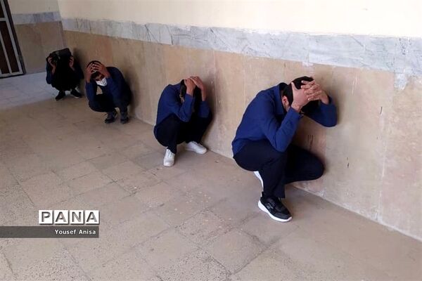 مانور زلزله و ایمنی در مدارس منطقه بردخون