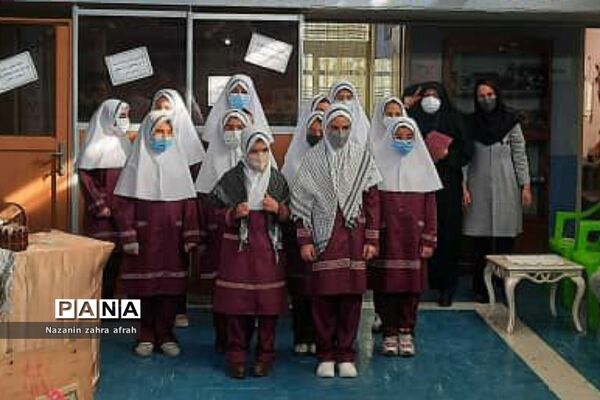برگزاری مراسم لاله‌های روشن در منطقه رودهن