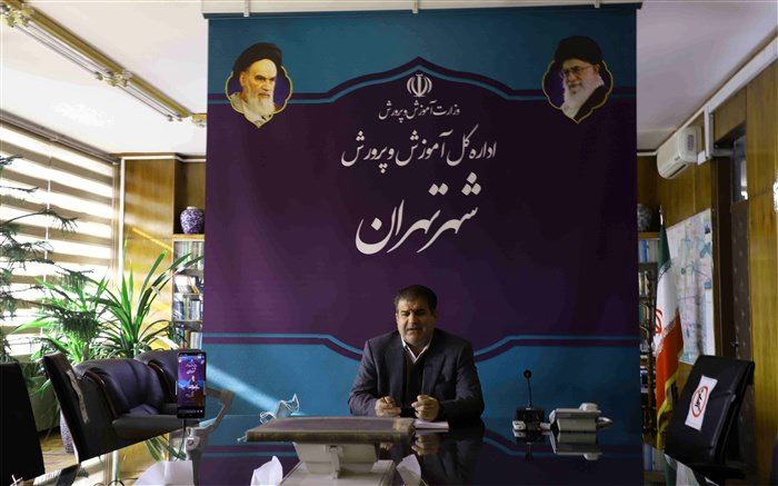 آموزش حضوری در مدارس الزامی است