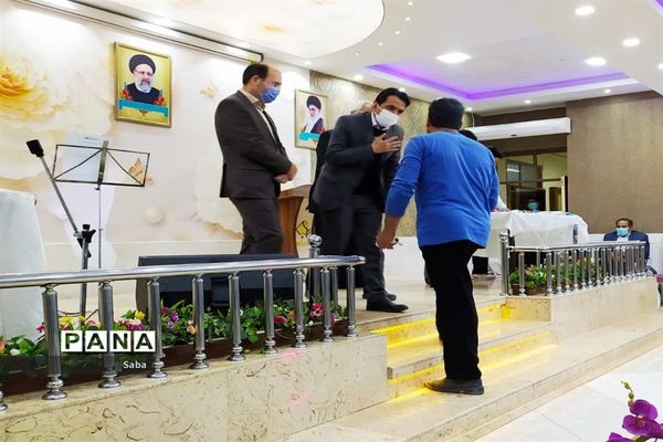 برگزاری مراسم تقدیر و تشکر از معلولین در تالار فرهنگیان کاشمر