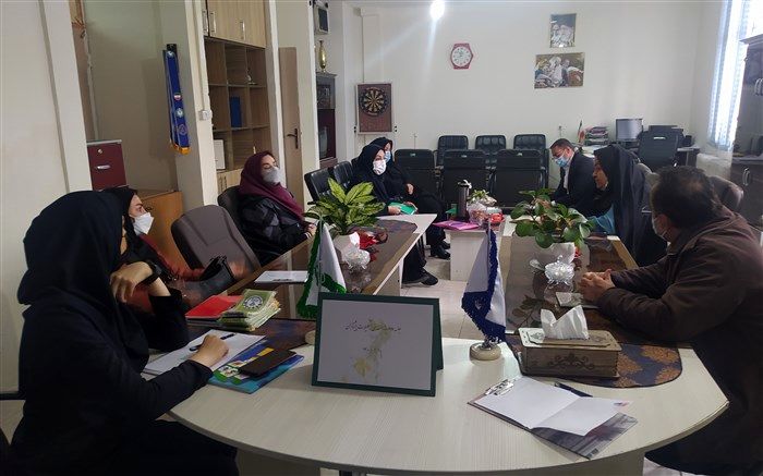 آموزش نباید مقدم بر پرورش باشد