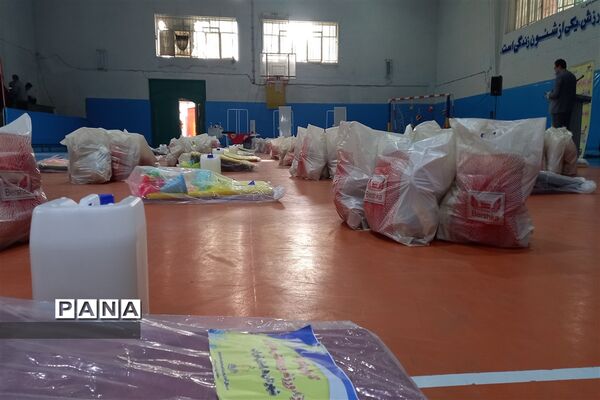 توزیع تجهیزات ورزشی و بهداشتی در مدارس روستایی  شهرستان قرچک