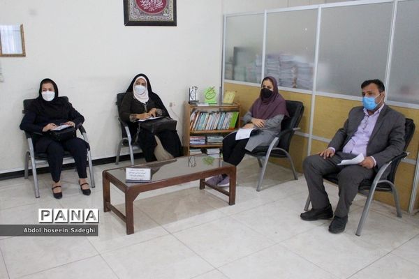 نشست هم‌اندیشی آموزش ابتدایی دوره اول آموزش و پرورش استان بوشهر