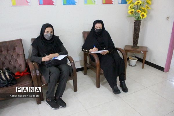 نشست هم‌اندیشی آموزش ابتدایی دوره اول آموزش و پرورش استان بوشهر