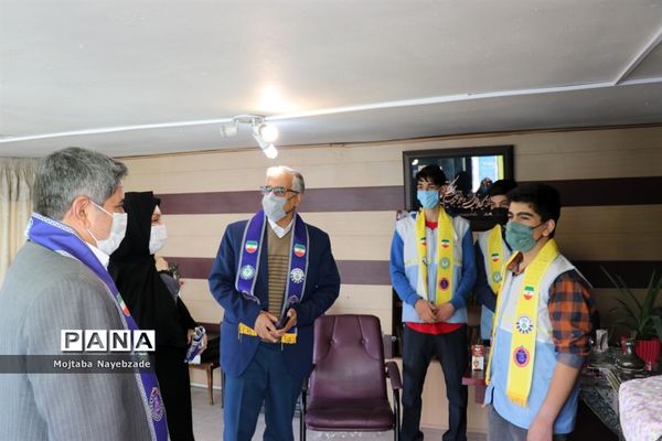 کارگاه آموزشی مربیان پیشتازان سازمان دانش آموزی ناحیه 3 مشهد