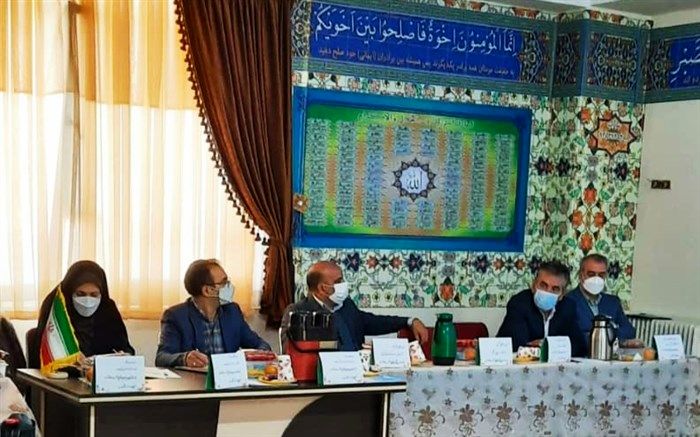 جلسه محوری مدیران مدارس ابتدایی قطب صفادشت برگزار شد