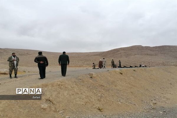 تمرین تیراندازی در میدان تیر شیروان
