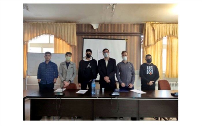نشست شورای مجمع سفیران جوان شهرستان بروجن