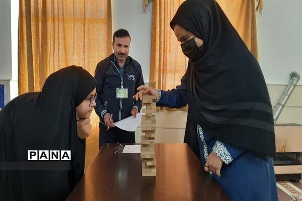 برگزاری مسابقات بازی‌های فکری سرگرمی رویش در شهرستان آباده