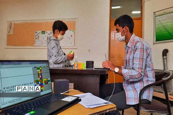 برگزاری مسابقات بازی‌های فکری سرگرمی رویش در شهرستان آباده