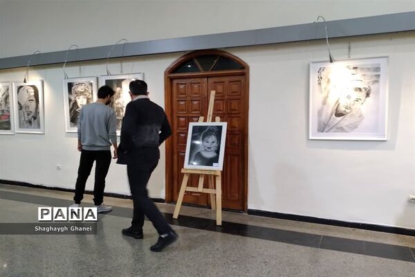 نمایشگاه نقاشی هنرجویان آموزشگاه پرستو در فرهنگسرای اشراق