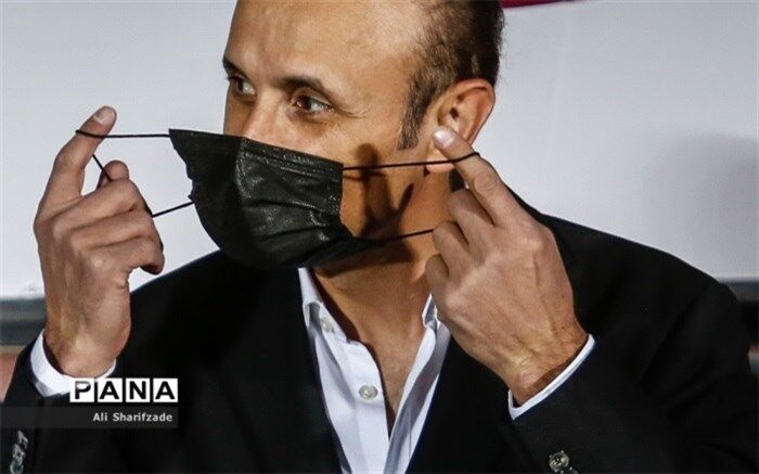سلفی گل‌محمدی با طرح هواداران پرسپولیس