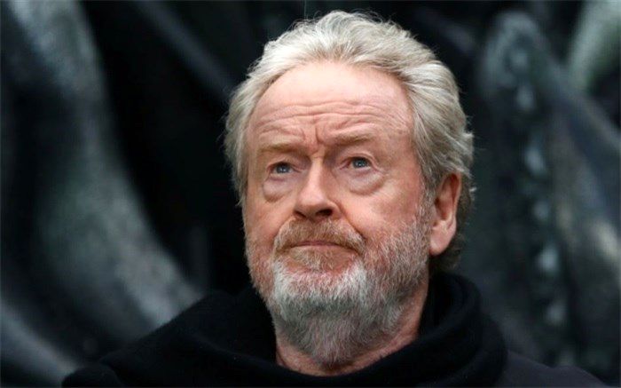 فحاشی ریدلی اسکات به خبرنگاری که سوال طعنه‌آمیز پرسید؛ دهنت رو ببند!