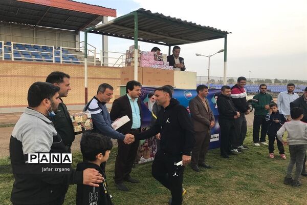 همایش پیاده‌روی در شهر دارخوین شادگان