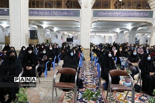 آیین تجلیل از برترین‌های کنکور سراسری ۱۴۰۰ اردبیل